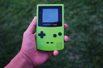 Exploring the Thrills and Trappings of the Latest Mobile Game: A Review